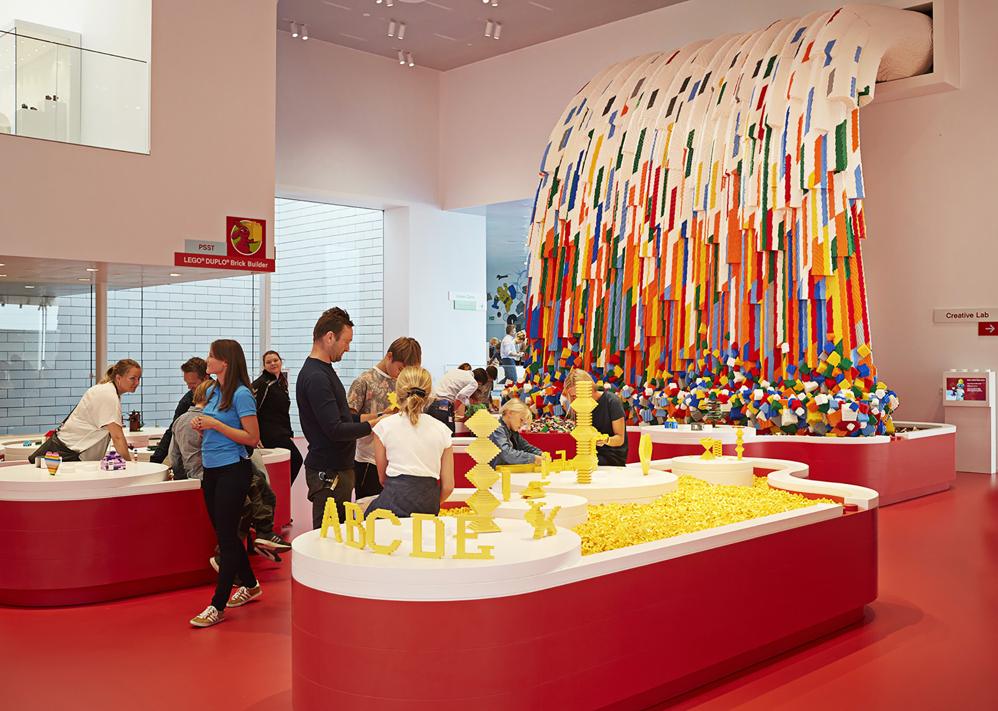 Bekostning Regeneration mekanisk Neu eröffnetes „LEGO® House – Home of the Brick“ ist eine Hommage an das  kreative Spielen – Spielzeug International